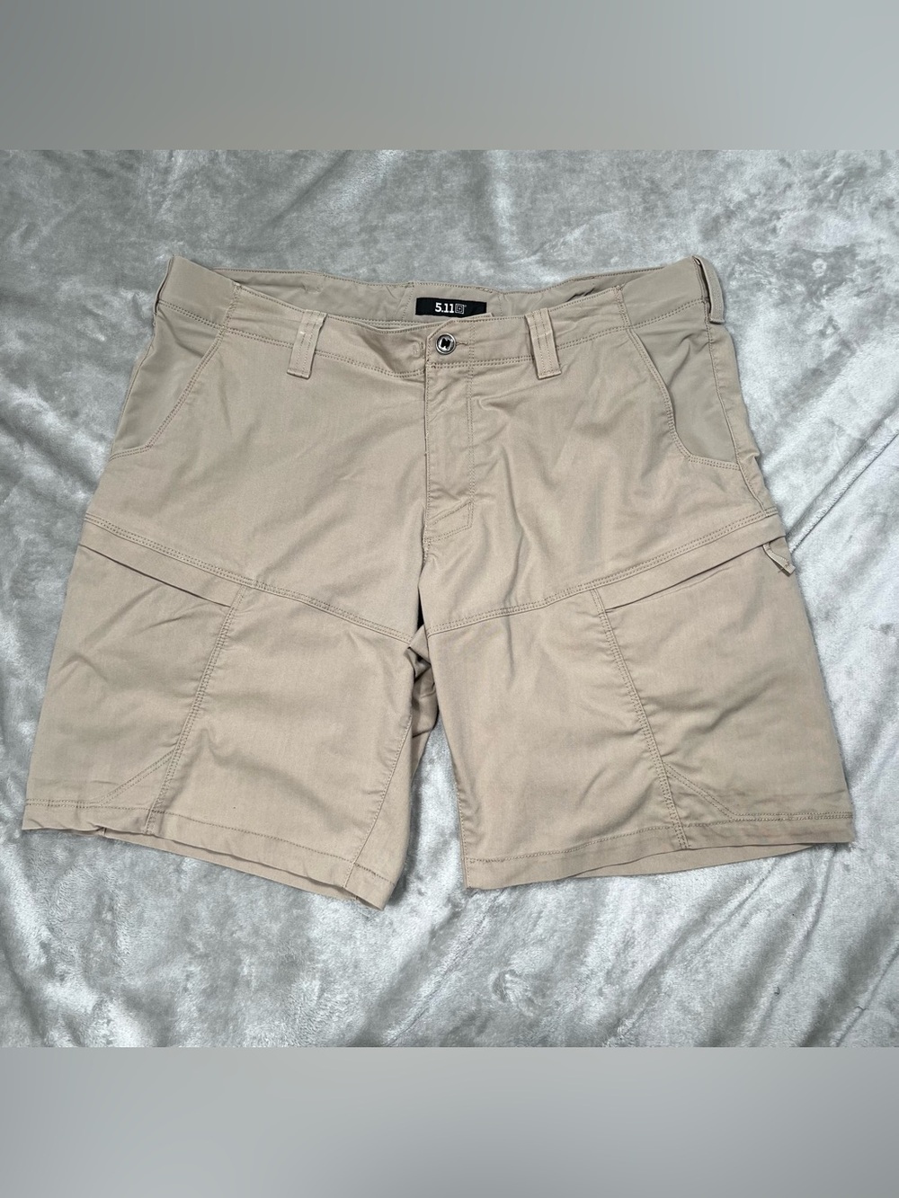5.11 Tactical Apex Cargo Shorts Mens 40 Beige Stretch Utility Flex Tac 73334